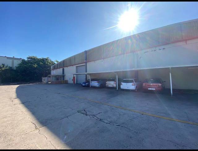 4,300M² WAREHOUSE TO LET IN WESTMEAD